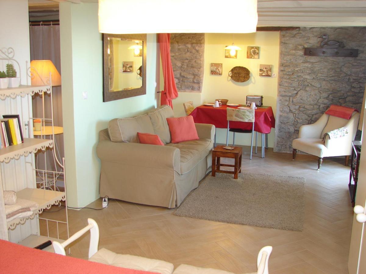 פונשל Romantic Studio חדר תמונה